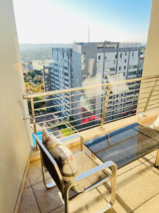 Duplex Penthouse 24H Electricity Apartment Johannesburg Exterior photo